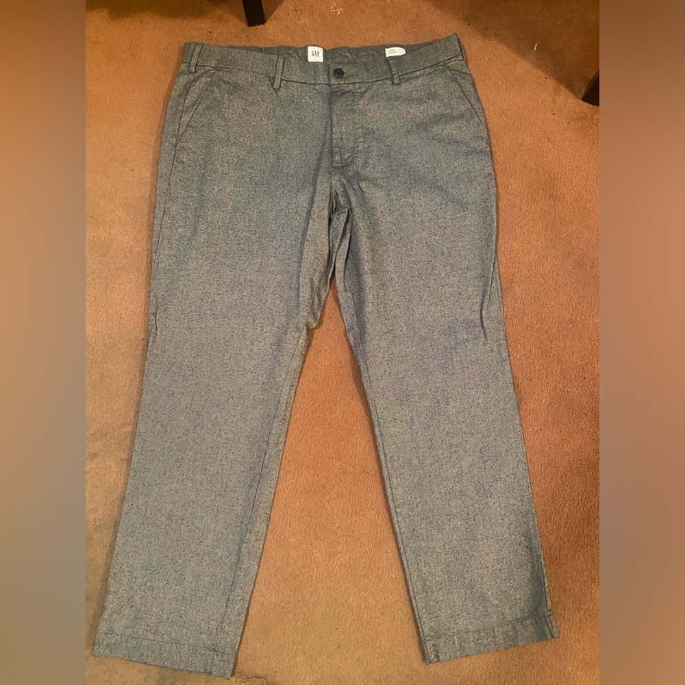 GAP Men's Charcoal Chinos